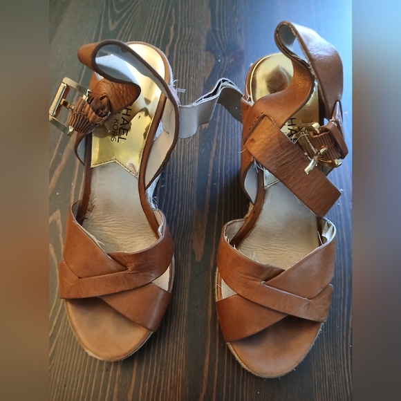 Michael Kors Wedges - Picture 4 of 6